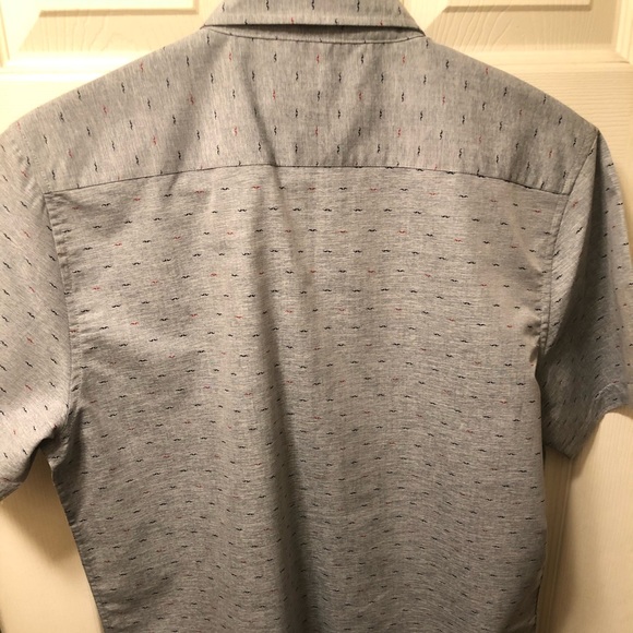 Button up - Picture 2 of 2